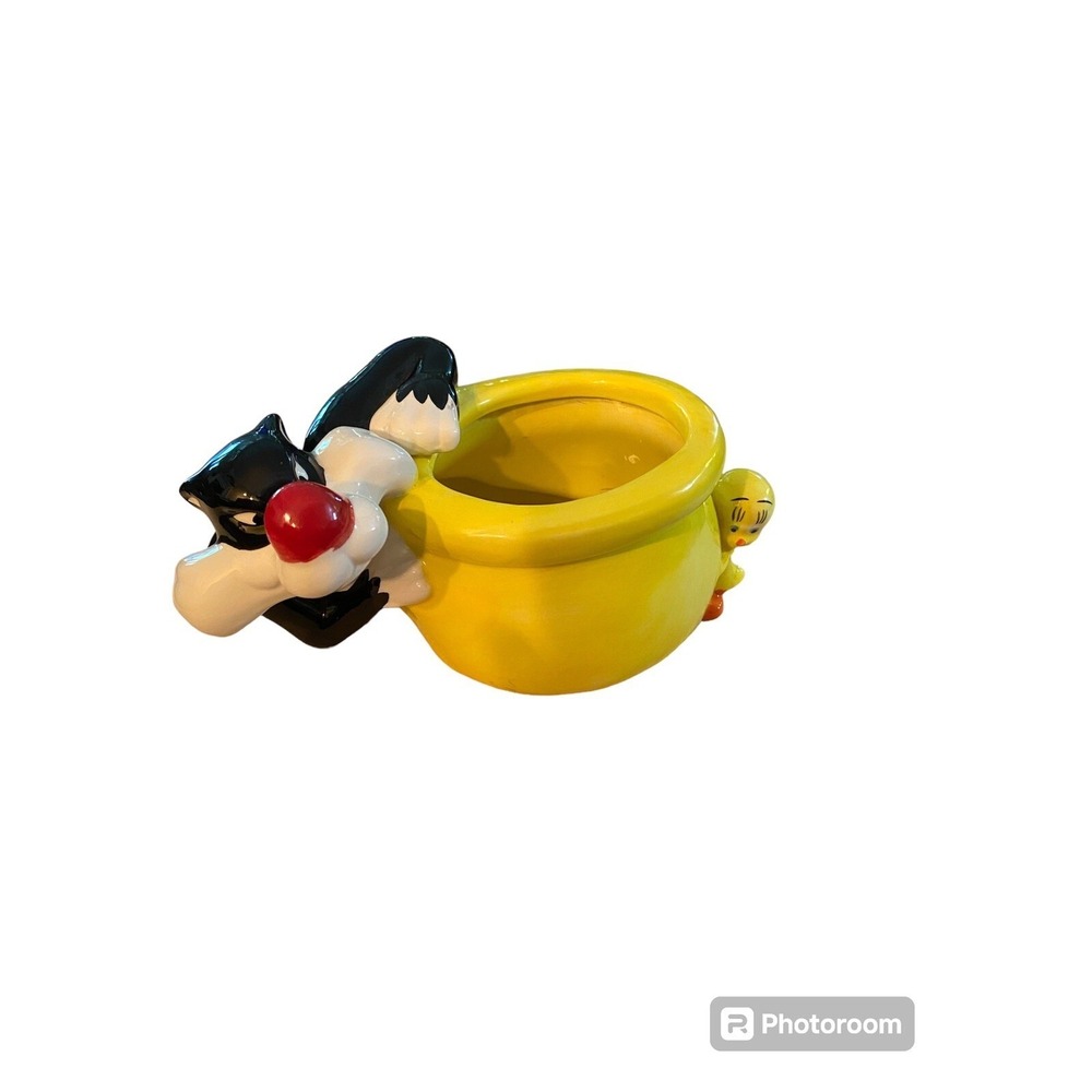 Warner Bros Looney‎ Tunes Sylvester & Tweety Ceramic Planter trinket holder